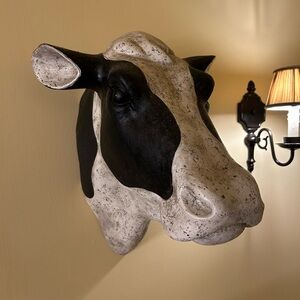 Vintage Life Size Cow Sculpture Wall Art 🐄